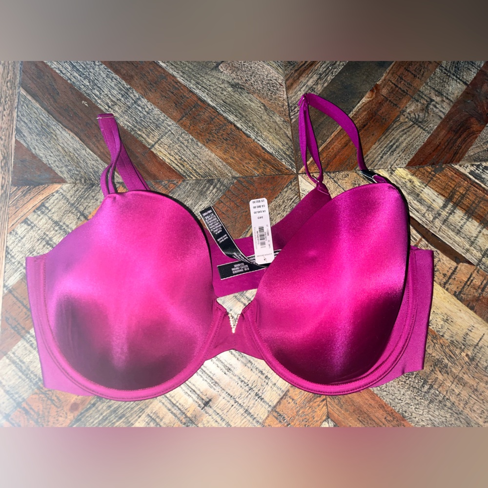 NWT Victoria Secret Lined Demi Satin Bra